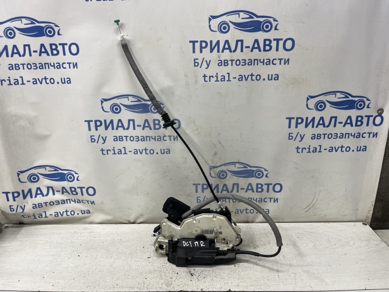 Запчасть замок двери передний правый Skoda Octavia 2013-2020 A7 1.6 Дизель CLHA 5E1837016 Б/У Замок двери передний правый Skoda Octavia 2013-2020 A7 1.6 Дизель CLHA 5E1837016 Б/У