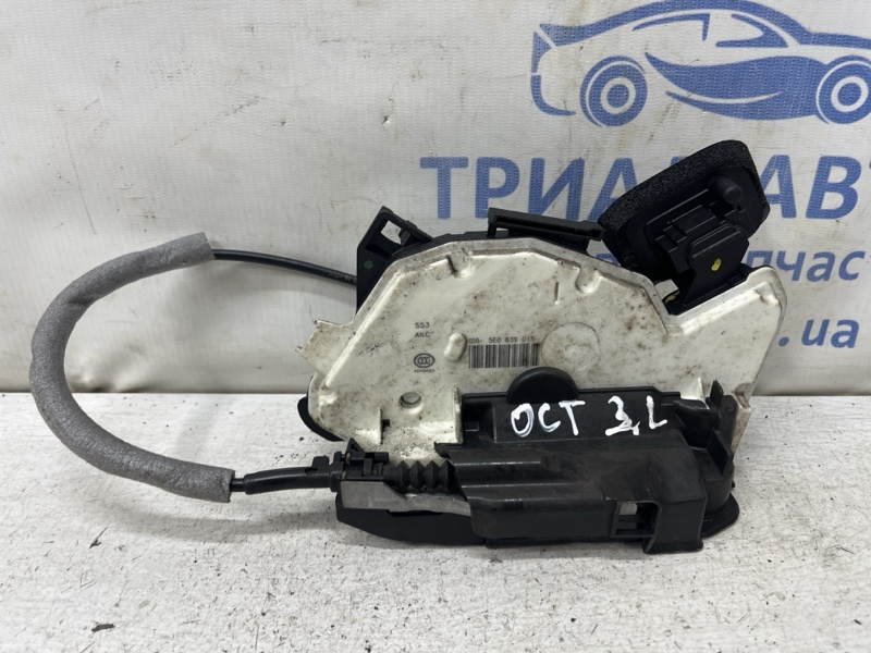 Запчасть замок двери задний левый Skoda Octavia 2013-2020 A7 1.6 Дизель CLHA 5E0839015 Б/У Замок двери задний левый Skoda Octavia 2013-2020 A7 1.6 Дизель CLHA 5E0839015 Б/У