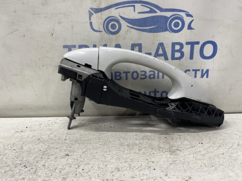 Ручка двери внешняя передняя правая Octavia 2013-2020 A7 1.6 Дизель CLHA Ручка двери внешняя передняя правая Octavia 2013-2020 A7 1.6 Дизель CLHA