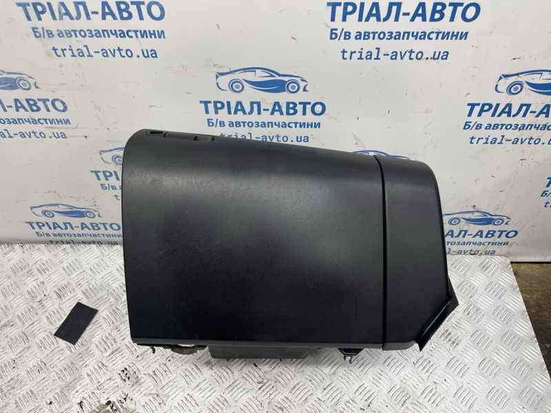Запчасть бардачок Mazda 3 2003-2009 BK 1.6 бензин Z6 BP4K-64-030G 02 Б/У Бардачок Mazda 3 2003-2009 BK 1.6 бензин Z6 BP4K-64-030G 02 Б/У