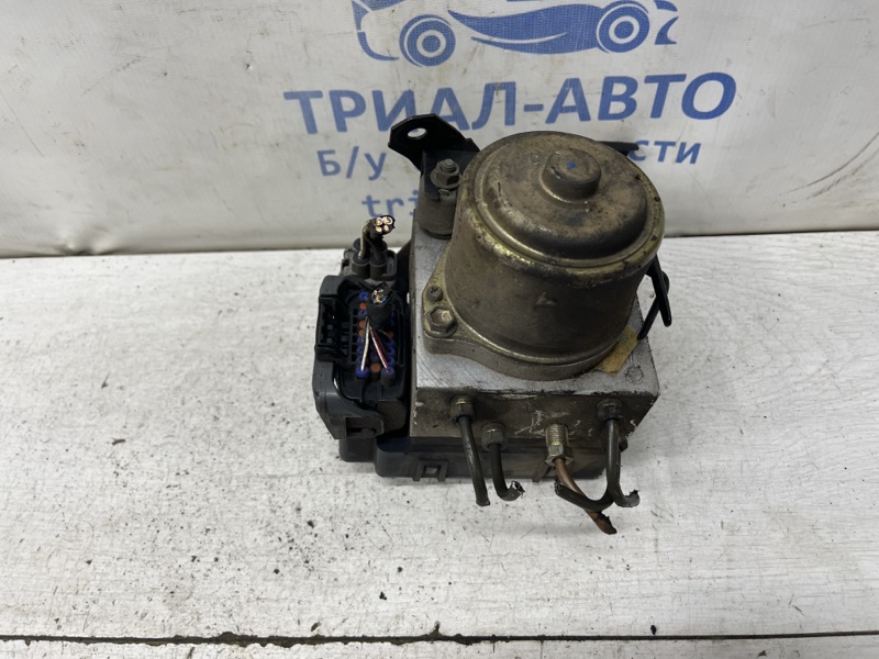Блок abs Pajero Sport 1996-2008 K9 2.5 Diesel 4D56 Блок abs Pajero Sport 1996-2008 K9 2.5 Diesel 4D56