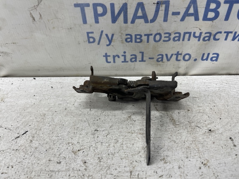 Замок капота 3 2003-2009 BK 1.6 бензин Z6 Замок капота 3 2003-2009 BK 1.6 бензин Z6
