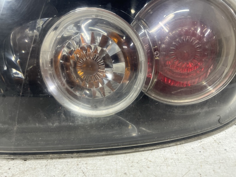 Фонарь задний внешний правый 3 2003-2009 BK 1.6 бензин Z6 Фонарь задний внешний правый 3 2003-2009 BK 1.6 бензин Z6