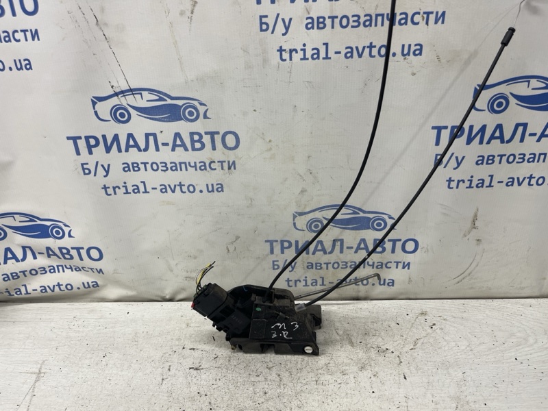 Запчасть замок двери задний правый Mazda 3 2003-2009 BK 1.6 бензин Z6 BP4K-72-310C Б/У Замок двери задний правый Mazda 3 2003-2009 BK 1.6 бензин Z6 BP4K-72-310C Б/У