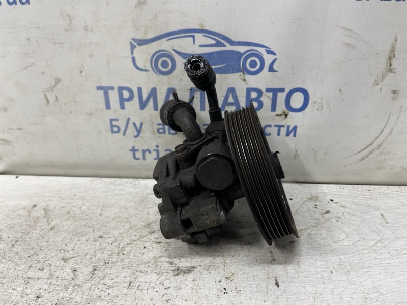 Насос ГУ 3 2003-2009 BK 1.6 бензин Z6 Насос ГУ 3 2003-2009 BK 1.6 бензин Z6