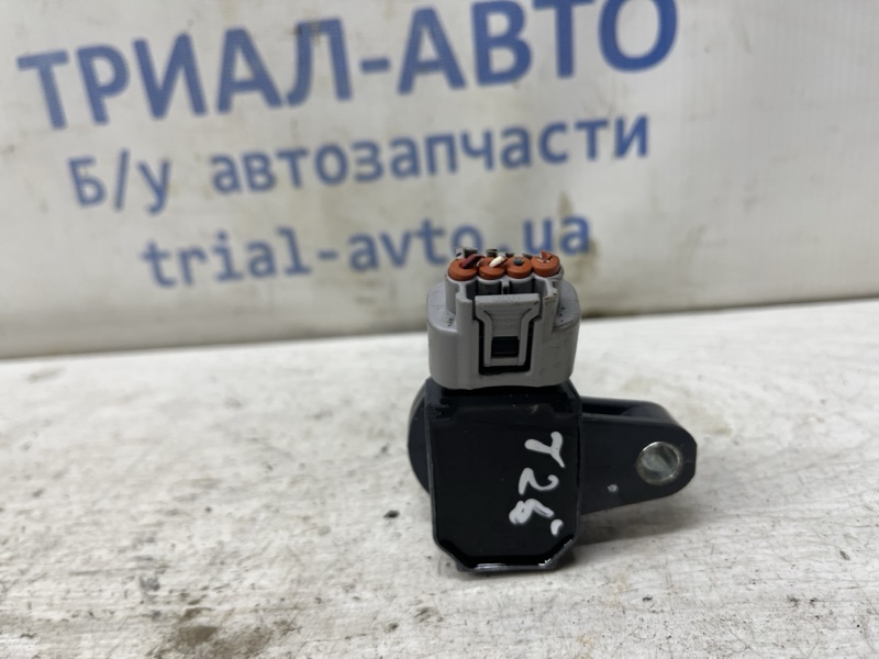 Катушка зажигания Avensis 2002-2010 T25 1.8 бензин 1ZZFE Катушка зажигания Avensis 2002-2010 T25 1.8 бензин 1ZZFE