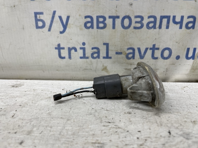 Повторитель поворотника 3 2003-2009 BK 1.6 бензин Z6 Повторитель поворотника 3 2003-2009 BK 1.6 бензин Z6