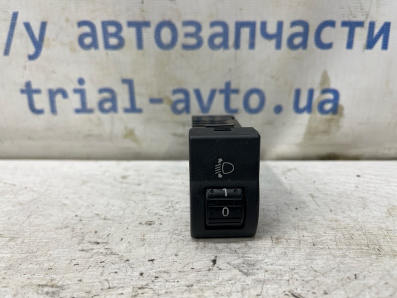 Запчасть корректор фар Mazda 3 2003-2009 BK 1.6 бензин Z6 BP4K666F0 Б/У Корректор фар Mazda 3 2003-2009 BK 1.6 бензин Z6 BP4K666F0 Б/У