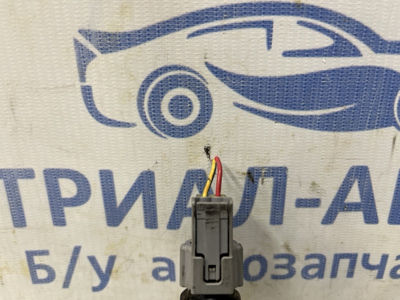 Форсунка топливная Mitsubishi Colt 6 1.1 Форсунка топливная Mitsubishi Colt 6 1.1