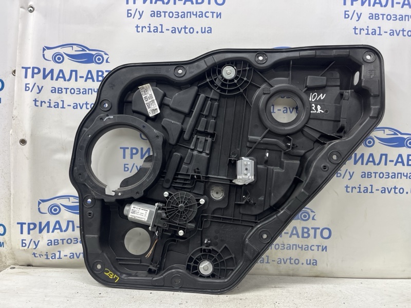 Запчасть стеклоподъемник задний правый Hyundai Ioniq 2016- 1.6 Бензин 83481G2000 Б/У Стеклоподъемник задний правый Hyundai Ioniq 2016- 1.6 Бензин 83481G2000 Б/У