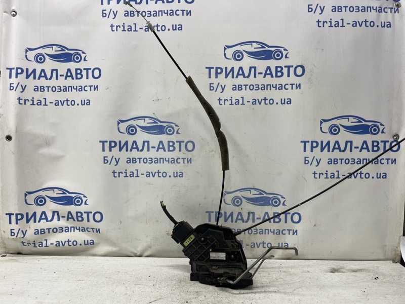 Запчасть замок двери передний левый Mazda 3 2003-2009 BK 1.6 бензин Z6 BP4K-59-310D Б/У Замок двери передний левый Mazda 3 2003-2009 BK 1.6 бензин Z6 BP4K-59-310D Б/У