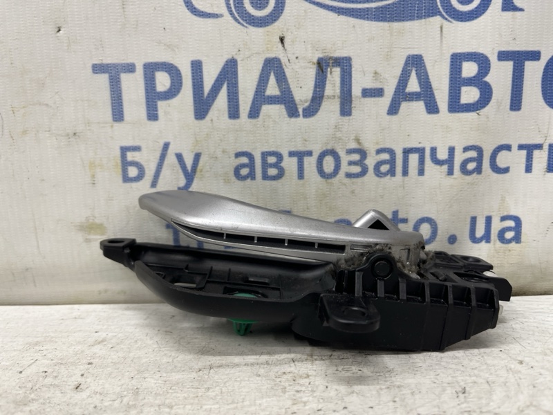 Ручка двери внутреняя задняя правая Hyundai Ioniq 1.6 Бензин Ручка двери внутреняя задняя правая Hyundai Ioniq 1.6 Бензин