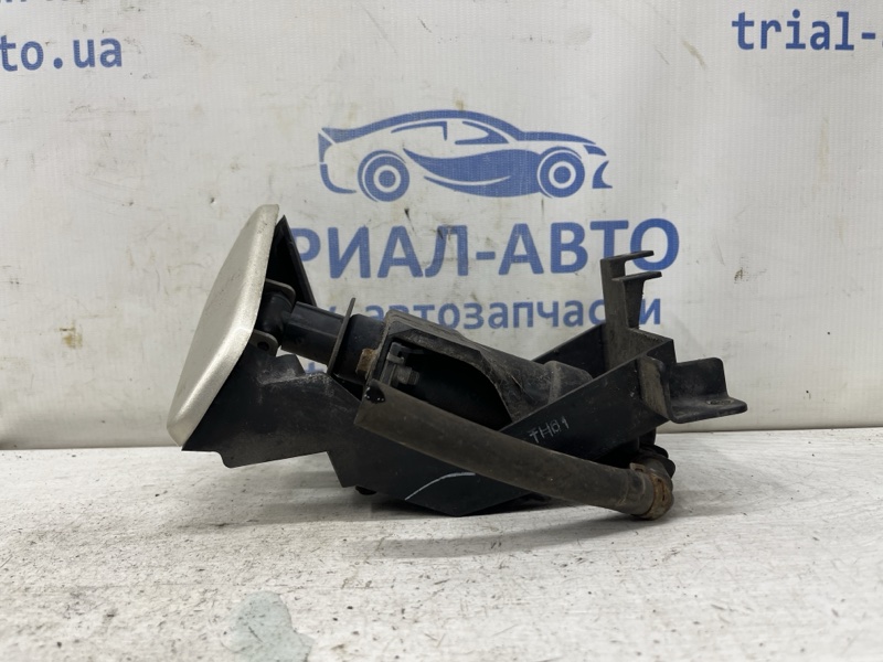 Омыватель фары правый 3 2003-2009 BK 1.6 бензин Z6 Омыватель фары правый 3 2003-2009 BK 1.6 бензин Z6