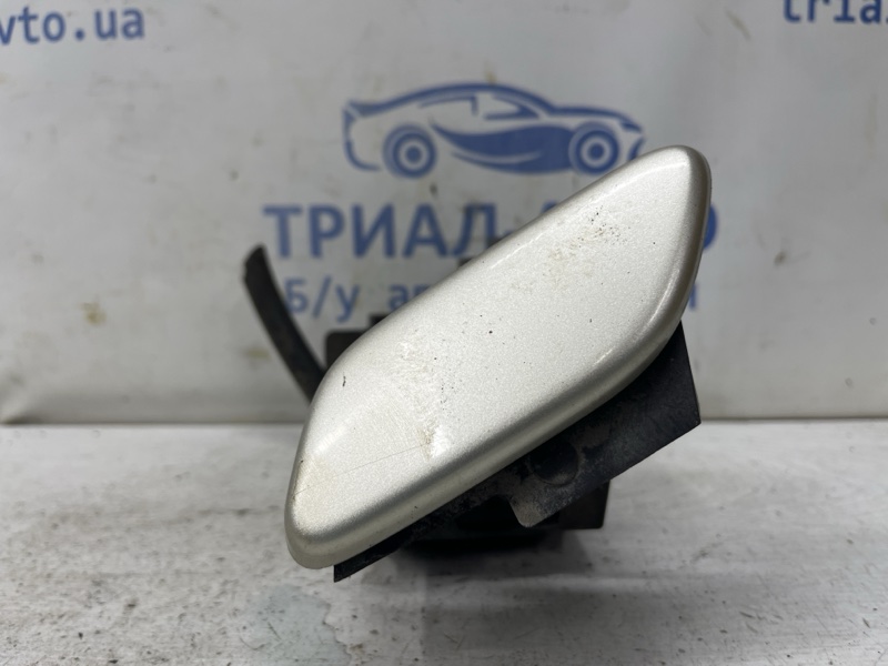 Запчасть омыватель фары левый Mazda 3 2003-2009 BK 1.6 бензин Z6 BP4K-51-826B Б/У Омыватель фары левый Mazda 3 2003-2009 BK 1.6 бензин Z6 BP4K-51-826B Б/У