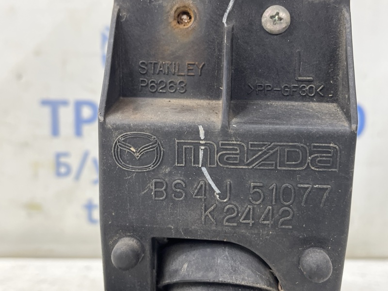 Омыватель фары левый 3 2003-2009 BK 1.6 бензин Z6 Омыватель фары левый 3 2003-2009 BK 1.6 бензин Z6