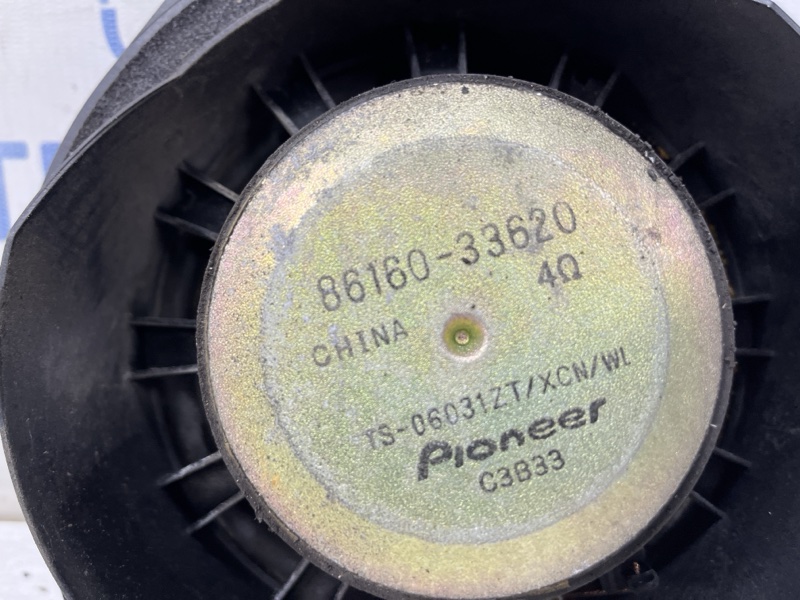 Динамик двери Toyota Prado J120 3.0 Diesel 1KDFTV Динамик двери Toyota Prado J120 3.0 Diesel 1KDFTV