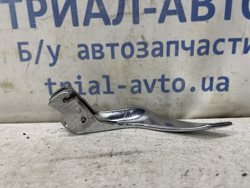 Ручка двери внутреняя задняя левая Octavia 2013-2020 A7 1.6 Дизель CLHA Ручка двери внутреняя задняя левая Octavia 2013-2020 A7 1.6 Дизель CLHA