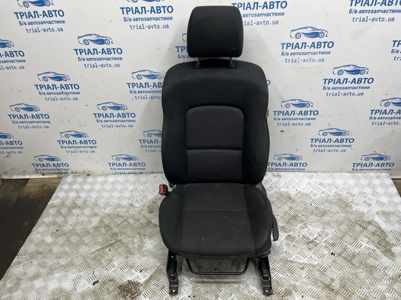 Запчасть сиденье переднее левое Mazda 3 2003-2009 BK 1.6 бензин Z6 BS3N8818002 Б/У Сиденье переднее левое Mazda 3 2003-2009 BK 1.6 бензин Z6 BS3N8818002 Б/У