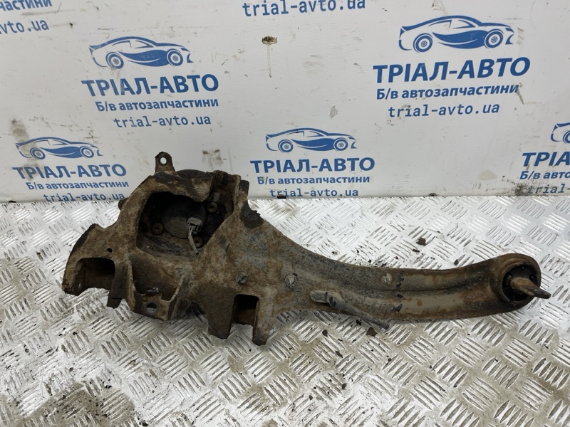 Рычаг задней подвески продольный левый 3 2003-2009 BK 1.6 бензин Z6 Рычаг задней подвески продольный левый 3 2003-2009 BK 1.6 бензин Z6