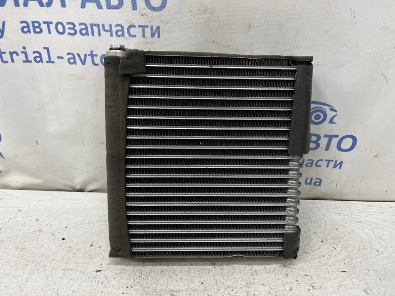 Запчасть испаритель кондиционера Mazda 3 2003-2009 BK 1.6 бензин Z6 CCY3-61-J1Z Б/У Испаритель кондиционера Mazda 3 2003-2009 BK 1.6 бензин Z6 CCY3-61-J1Z Б/У