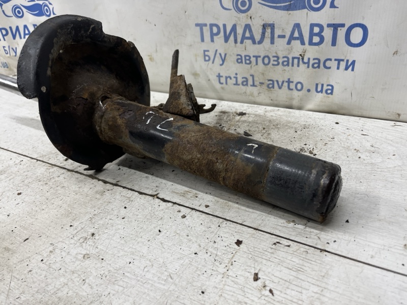 Амортизатор передний левый 3 2003-2009 BK 1.6 бензин Z6 Амортизатор передний левый 3 2003-2009 BK 1.6 бензин Z6