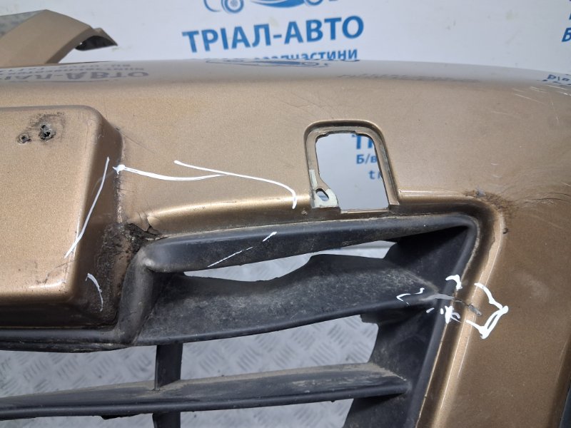 Бампер передний Tiida 2004-2014 C11 1.6 Бензин HR16 Бампер передний Tiida 2004-2014 C11 1.6 Бензин HR16