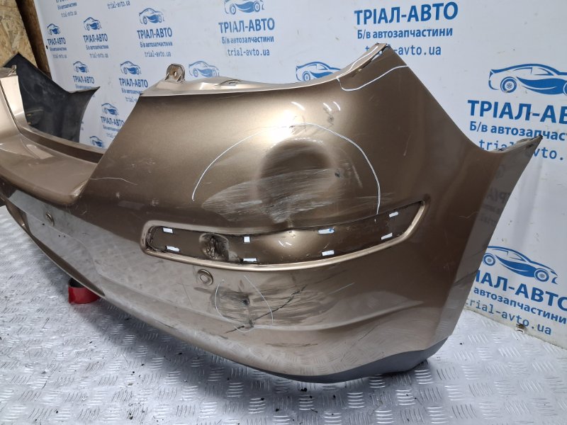 Бампер задний Tiida 2004-2014 C11 1.6 Бензин HR16
