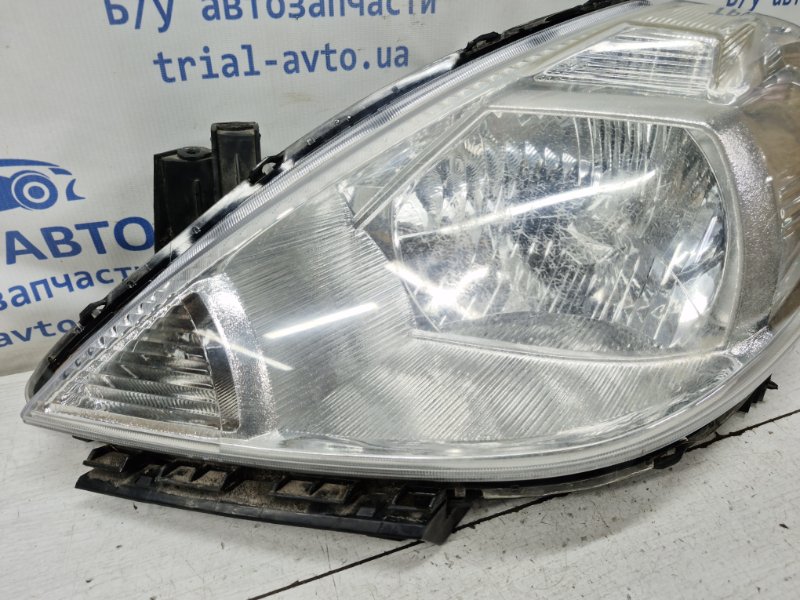 Фара левая Nissan Tiida C11 1.6 Бензин HR16 Фара левая Nissan Tiida C11 1.6 Бензин HR16