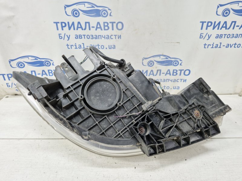 Фара левая Tiida 2004--2014 C11 1.6 Бензин HR16 Фара левая Tiida 2004--2014 C11 1.6 Бензин HR16