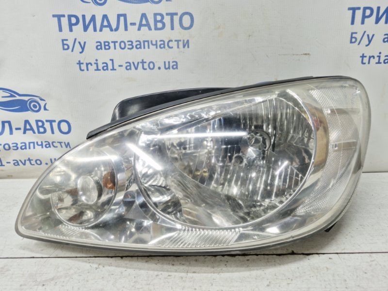 Запчасть фара левая Hyundai Getz 2002-2011 1 1.4 921011C510 Б/У Фара левая Hyundai Getz 2002-2011 1 1.4 921011C510 Б/У