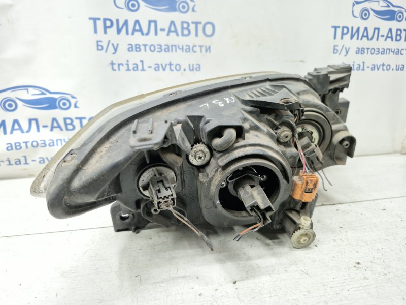 Фара левая 3 2003-2009 BK 1.6 бензин Z6 Фара левая 3 2003-2009 BK 1.6 бензин Z6