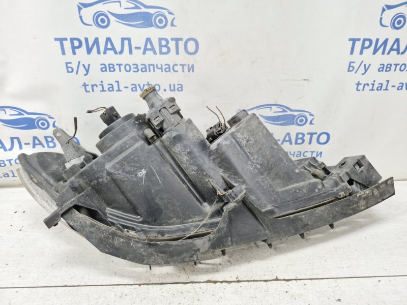 Фара левая 3 2003-2009 BK 1.6 бензин Z6 Фара левая 3 2003-2009 BK 1.6 бензин Z6