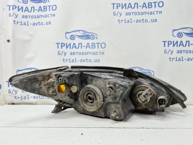 Фара левая галоген Camry 2001-2006 XV30 2.4 Бензин 2AZFE Фара левая галоген Camry 2001-2006 XV30 2.4 Бензин 2AZFE