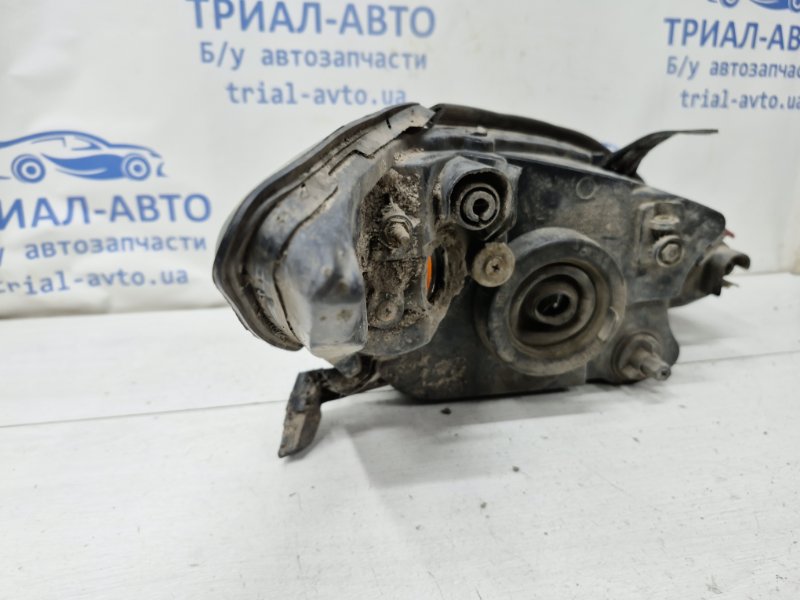 Фара левая галоген Camry 2001-2006 XV30 2.4 Бензин 2AZFE Фара левая галоген Camry 2001-2006 XV30 2.4 Бензин 2AZFE