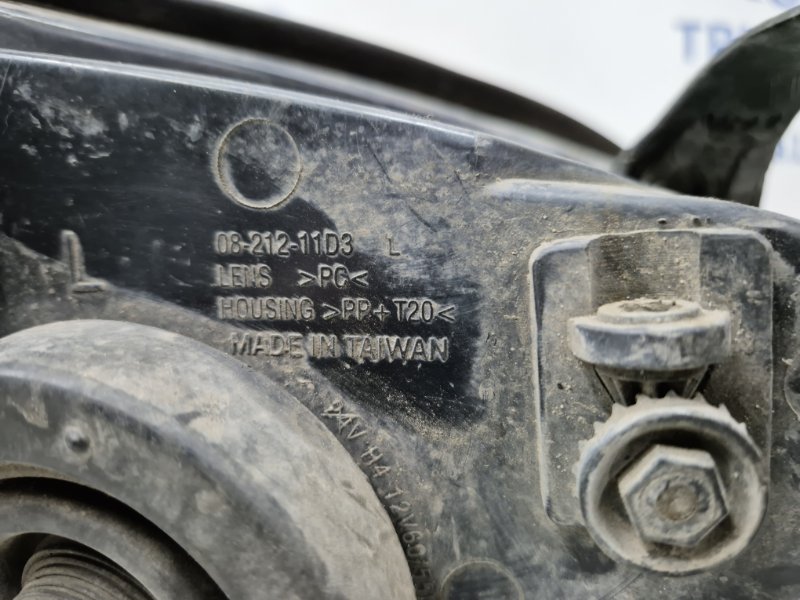 Фара левая галоген Camry 2001-2006 XV30 2.4 Бензин 2AZFE Фара левая галоген Camry 2001-2006 XV30 2.4 Бензин 2AZFE