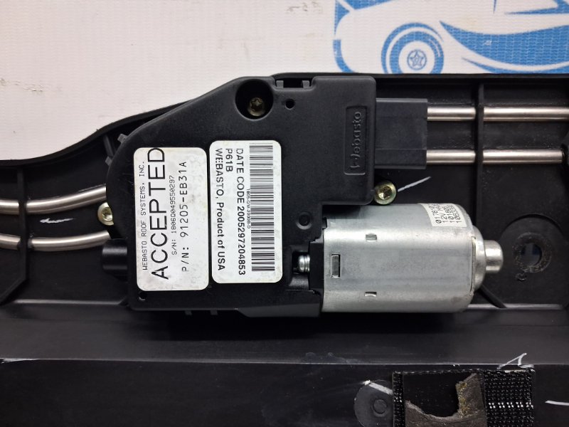 Люк в сборе Pathfinder 2004-2014 R51 2.5 Diesel YD25DDTI Люк в сборе Pathfinder 2004-2014 R51 2.5 Diesel YD25DDTI