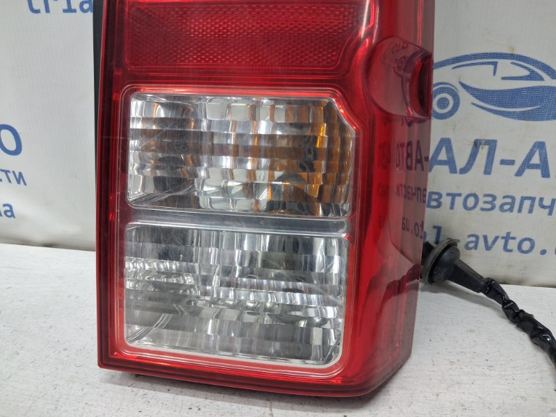 Фонарь задний внешний правый Nissan Pathfinder R51 2.5 Diesel YD25DDTI Фонарь задний внешний правый Nissan Pathfinder R51 2.5 Diesel YD25DDTI