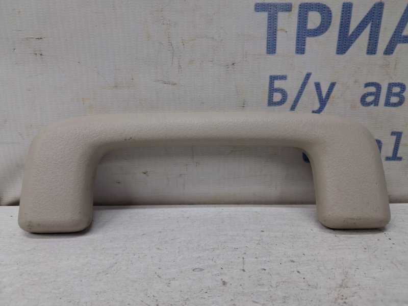 Запчасть ручка потолка Mitsubishi Outlander 2012-2021 GF 2.0 бензин 4B11 7610A105 Б/У Ручка потолка Mitsubishi Outlander 2012-2021 GF 2.0 бензин 4B11 7610A105 Б/У