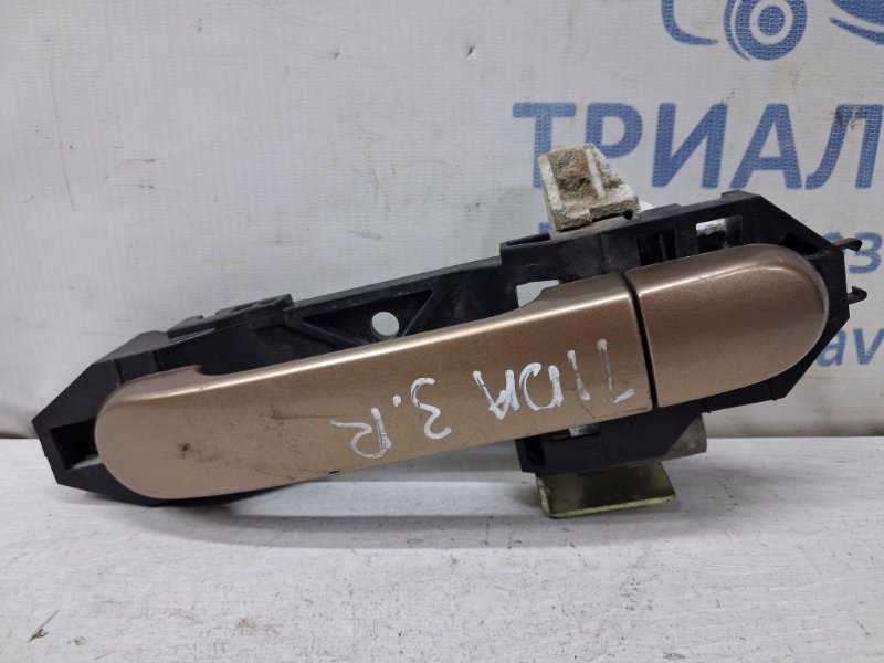 Ручка двери внешняя задняя правая Nissan Tiida 2004-2014 C11 1.6 Бензин HR16 82640EL04A Б/У
