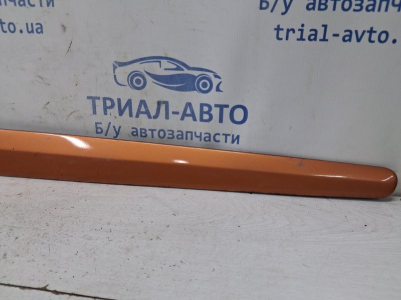 Накладка двери передняя правая Picanto 2003-2011 FL 1.1 Накладка двери передняя правая Picanto 2003-2011 FL 1.1