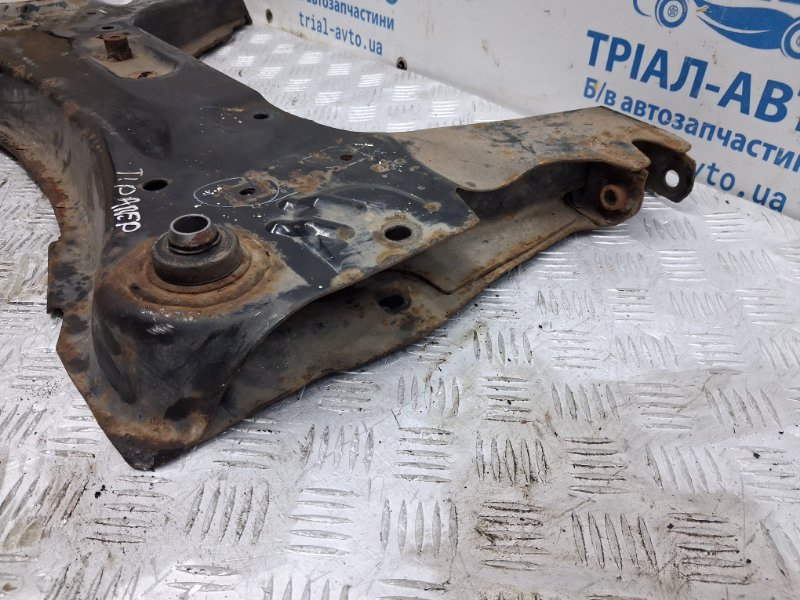 Балка передней подвески Nissan Tiida C11 1.6 Бензин HR16