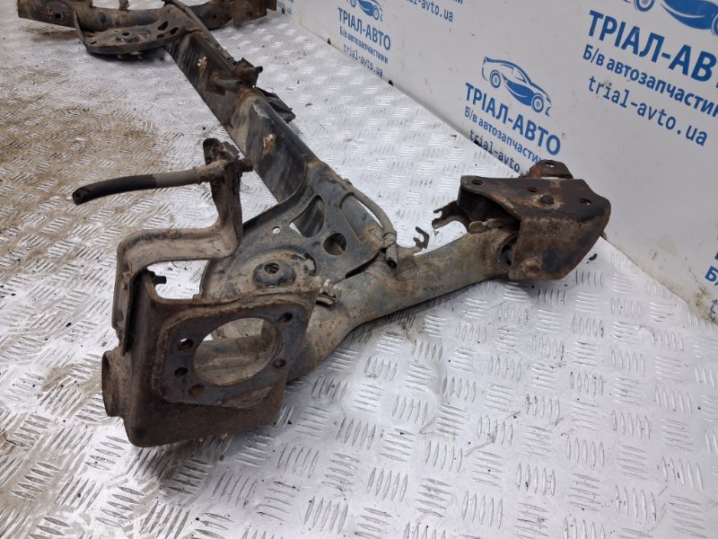 Балка задней подвески Nissan Tiida C11 1.6 Бензин HR16