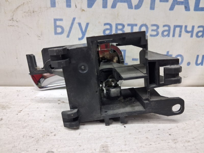 Ручка двери внутренняя левая Pathfinder 2004-2014 R51 2.5 Diesel YD25DDTI Ручка двери внутренняя левая Pathfinder 2004-2014 R51 2.5 Diesel YD25DDTI