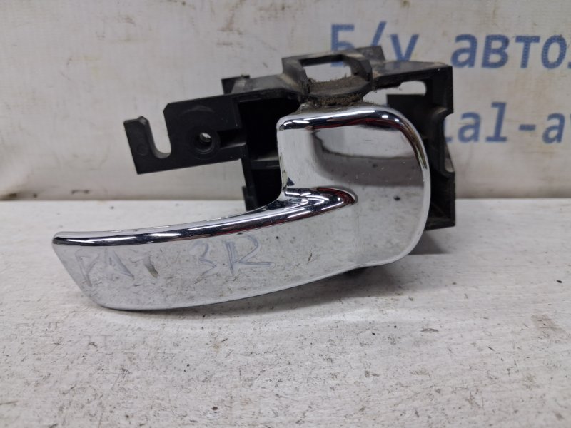 Ручка двери внутренняя правая Nissan Pathfinder 2004-2014 R51 2.5 Diesel YD25DDTI 80670EB32B Б/У