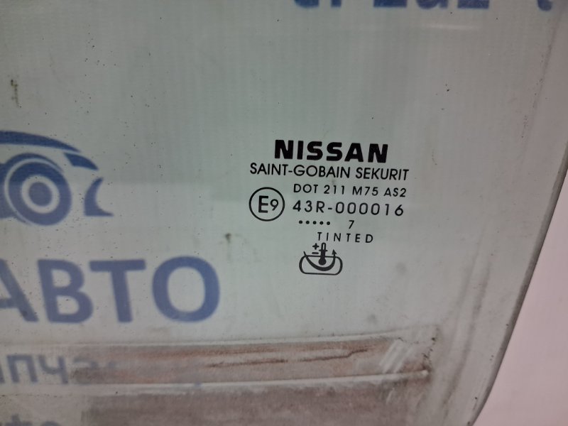 Стекло двери переднее левое Nissan Pathfinder R51 2.5 Diesel YD25DDTI Стекло двери переднее левое Nissan Pathfinder R51 2.5 Diesel YD25DDTI