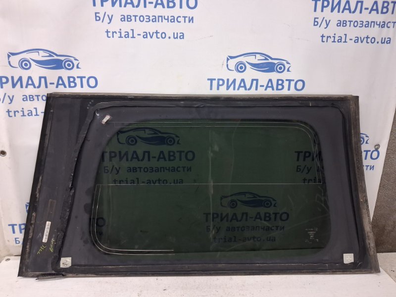 Стекло в кузов заднее левое Nissan Pathfinder R51 2.5 Diesel YD25DDTI Стекло в кузов заднее левое Nissan Pathfinder R51 2.5 Diesel YD25DDTI