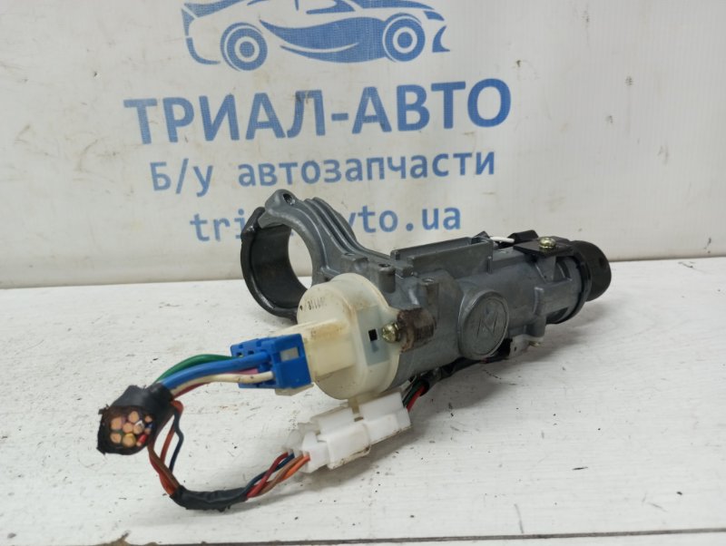Замок зажигания Getz 2002-2011 1 1.4 Замок зажигания Getz 2002-2011 1 1.4