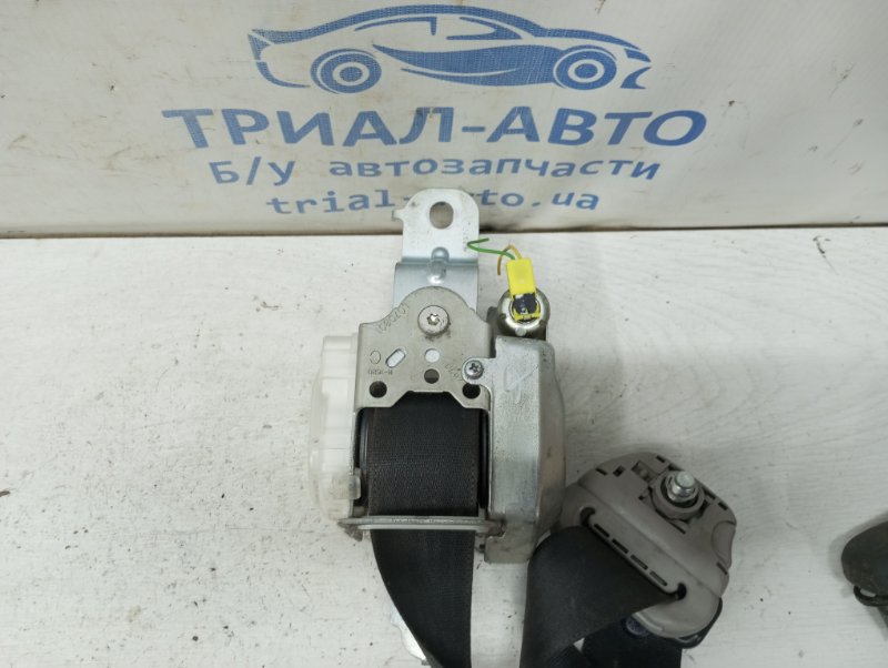 Ремень безопасности передний правый Nissan Pathfinder R51 2.5 Diesel YD25DDTI