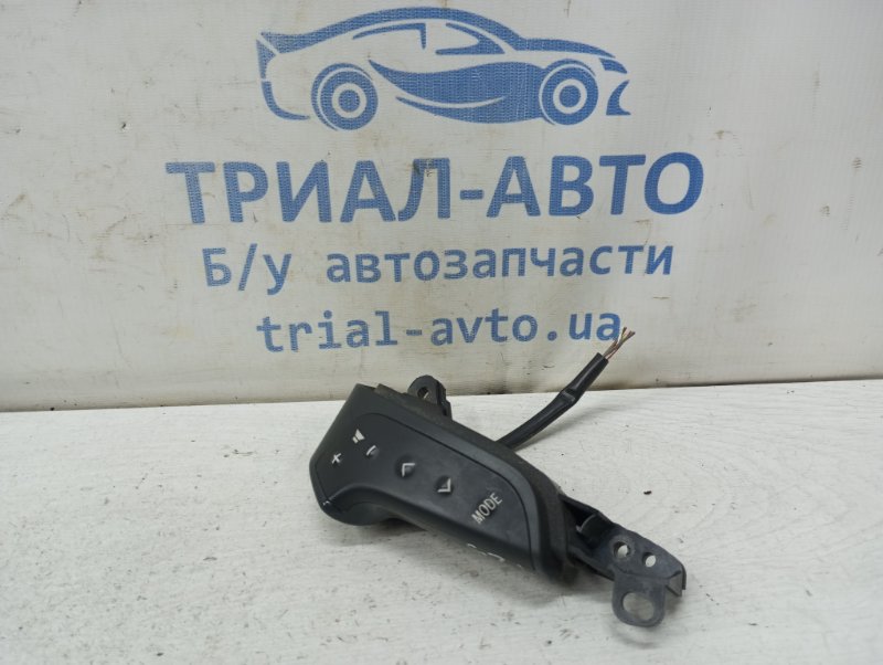 Запчасть кнопки руля Toyota Avensis 2002-2010 T25 1.8 бензин 1ZZFE 8425020010 Б/У Кнопки руля Toyota Avensis 2002-2010 T25 1.8 бензин 1ZZFE 8425020010 Б/У