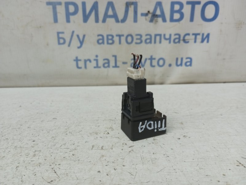 Кнопка аварийки Nissan Tiida C11 1.6 Бензин HR16 Кнопка аварийки Nissan Tiida C11 1.6 Бензин HR16